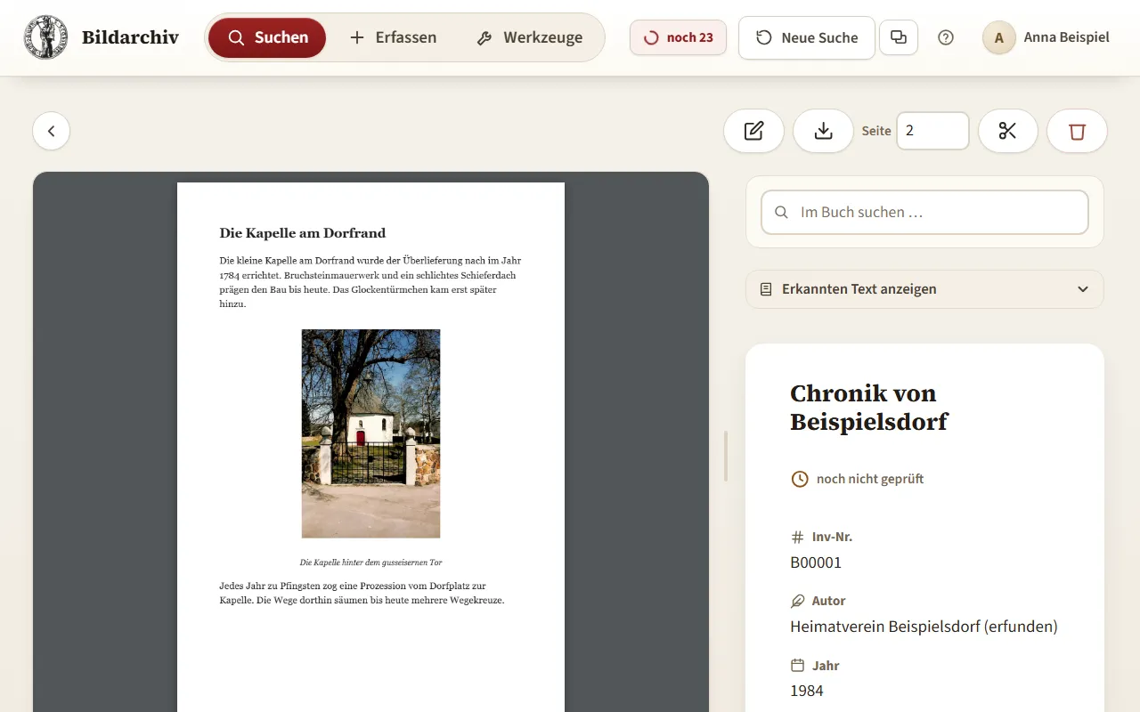 Eine eingescannte Chronik im Leser des Bildarchivs, daneben die Suche im Buch